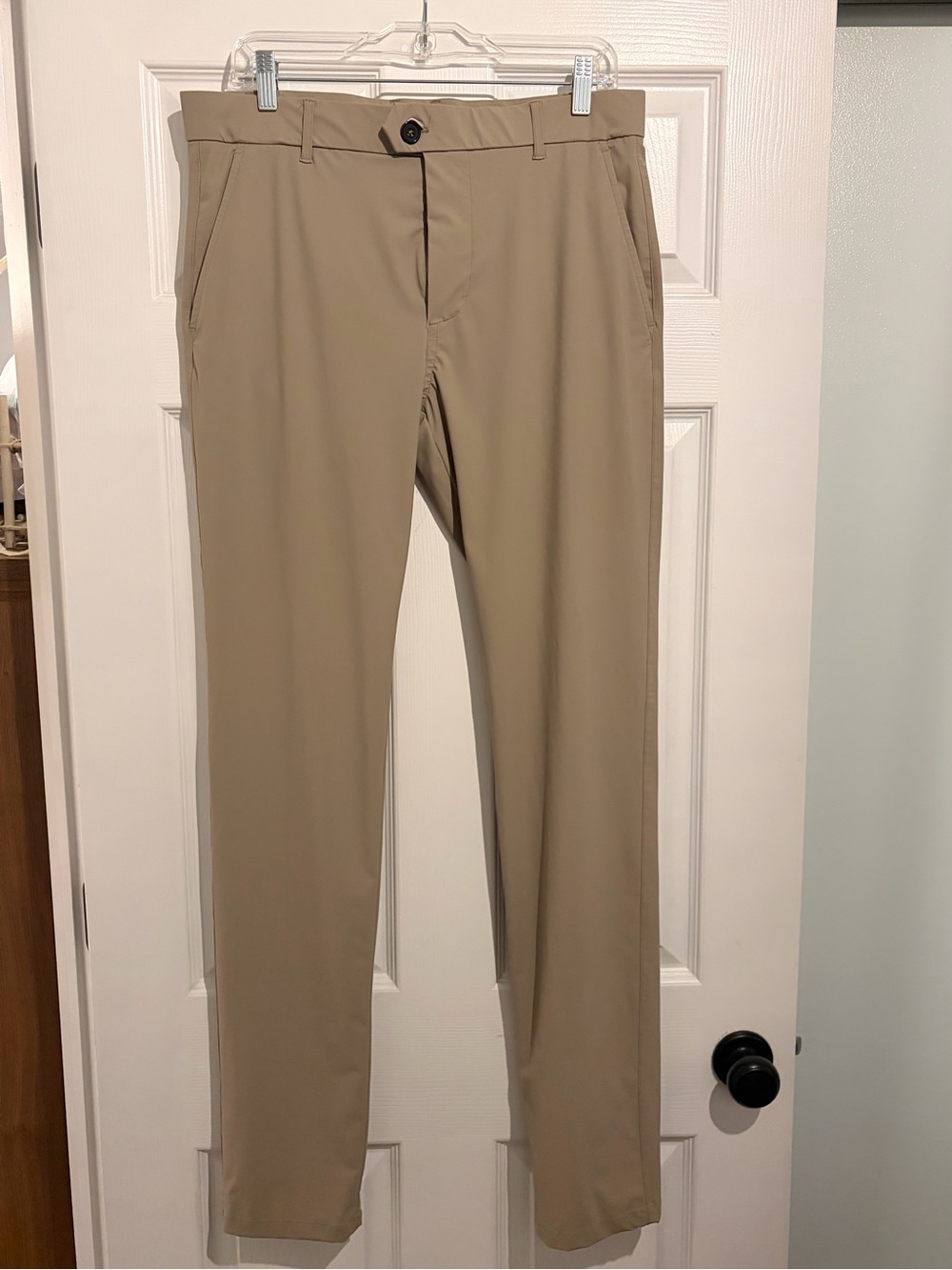 Greyson Men's Player Slim Pants in Khaki